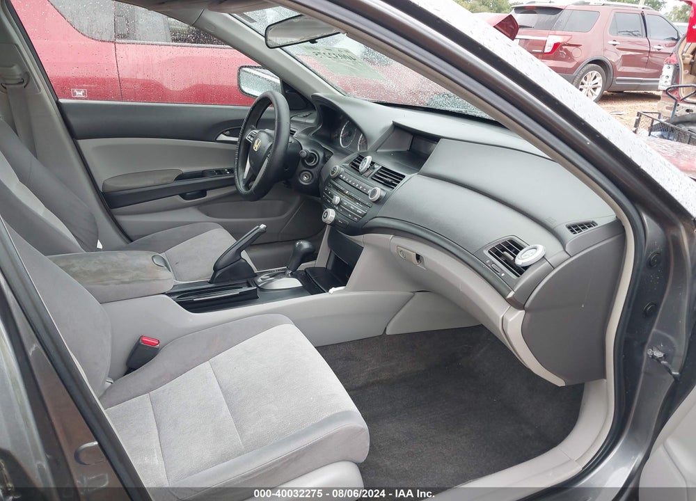 2009 HONDA ACCORD 2.4 LX-P VIN: 1HGCP26439A106899