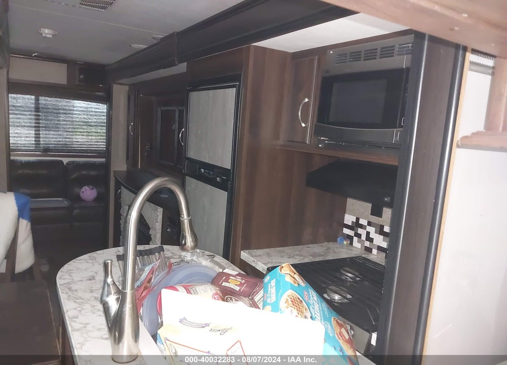 2018 OTHER JAYCO VIN: 1UJBJ0BT5J1T20262