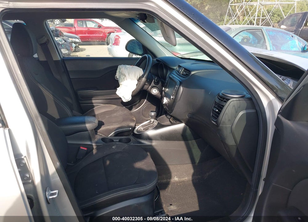 2018 KIA SOUL VIN: KNDJN2A23J7590317
