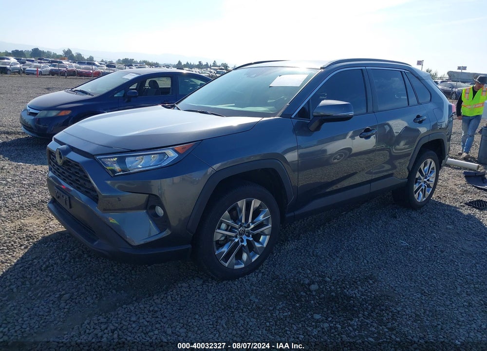 2021 TOYOTA RAV4 XLE PREMIUM VIN: 2T3A1RFV8MC189475