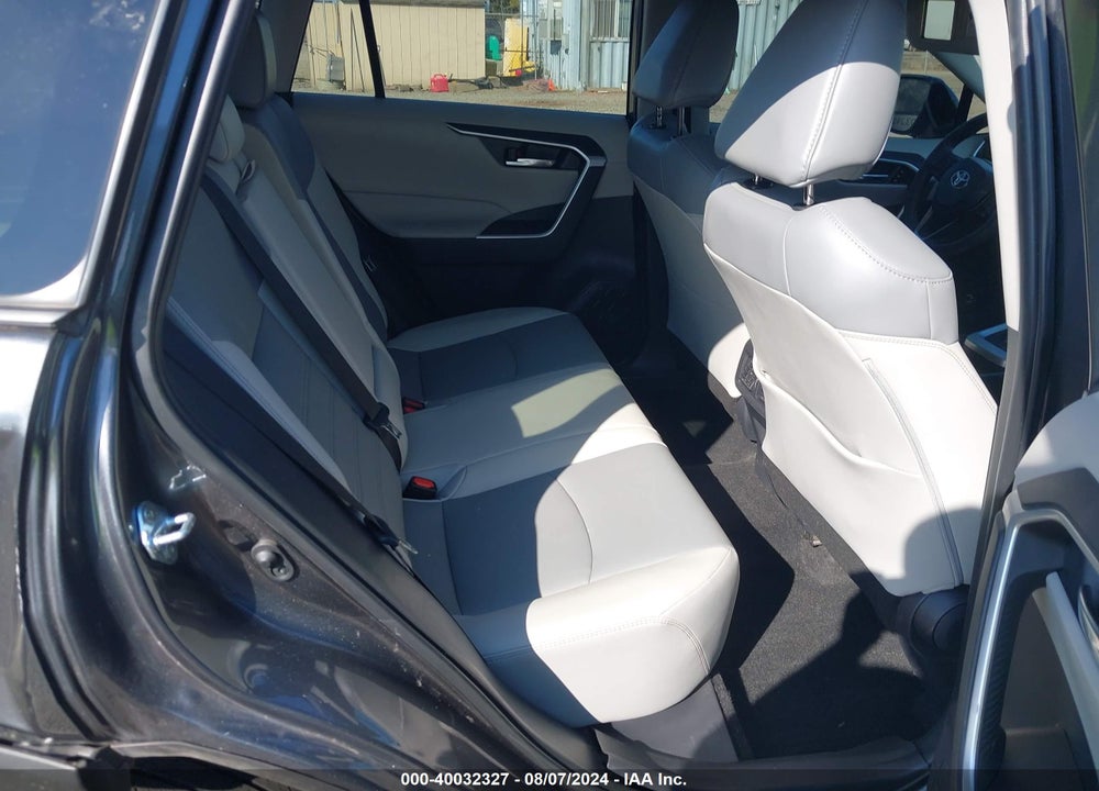 2021 TOYOTA RAV4 XLE PREMIUM VIN: 2T3A1RFV8MC189475