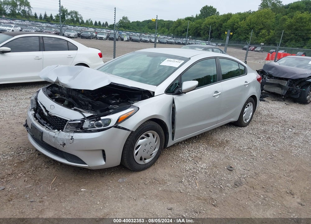 2017 KIA FORTE VIN: 3KPFL4A77HE108302