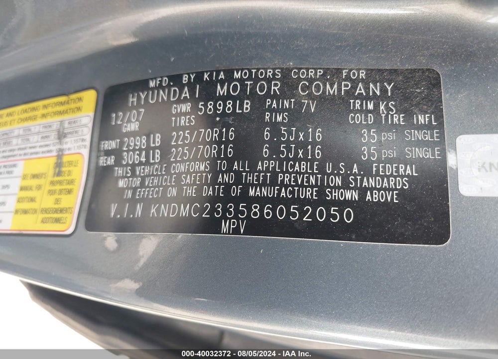 2008 HYUNDAI ENTOURAGE GLS/LIMITED VIN: KNDMC233586052050