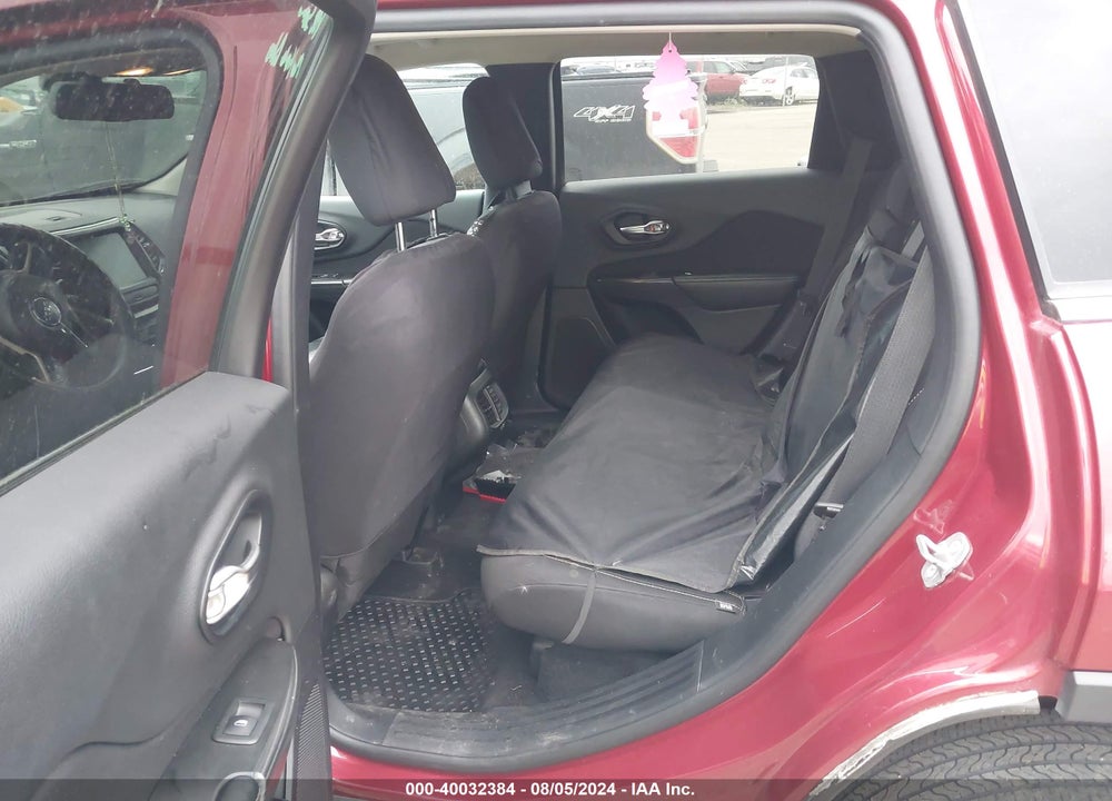2014 JEEP CHEROKEE LATITUDE VIN: 1C4PJMCB1EW185972