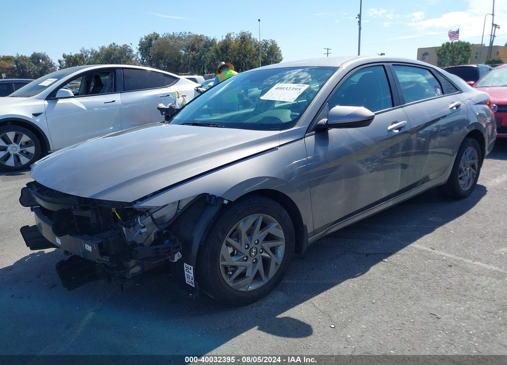 2024 HYUNDAI ELANTRA VIN: KMHLM4DG3RU732561