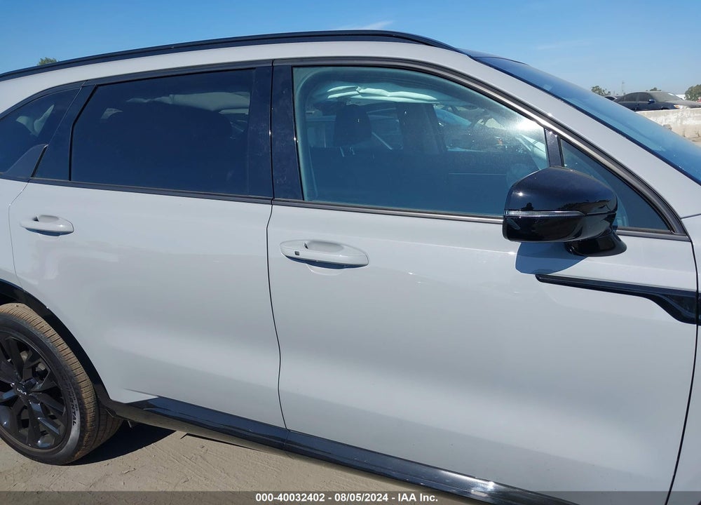 2023 KIA SORENTO SX VIN: 5XYRK4LF3PG232928