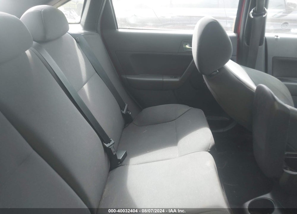 2010 FORD FOCUS SES VIN: 1FAHP3GNXAW145360