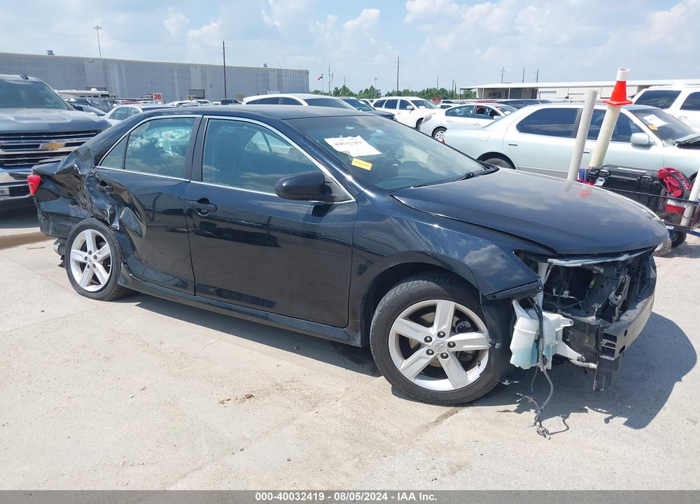 2012 TOYOTA CAMRY SE VIN: 4T1BF1FK9CU084348
