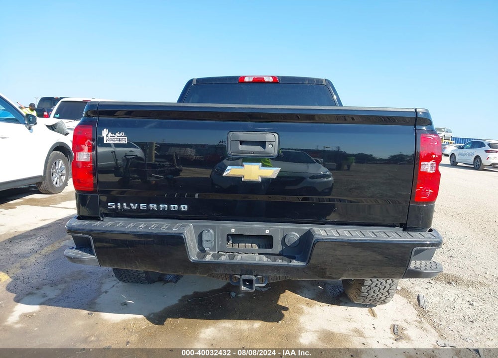 2018 CHEVROLET SILVERADO 1500 CUSTOM VIN: 3GCPCPEC2JG188731