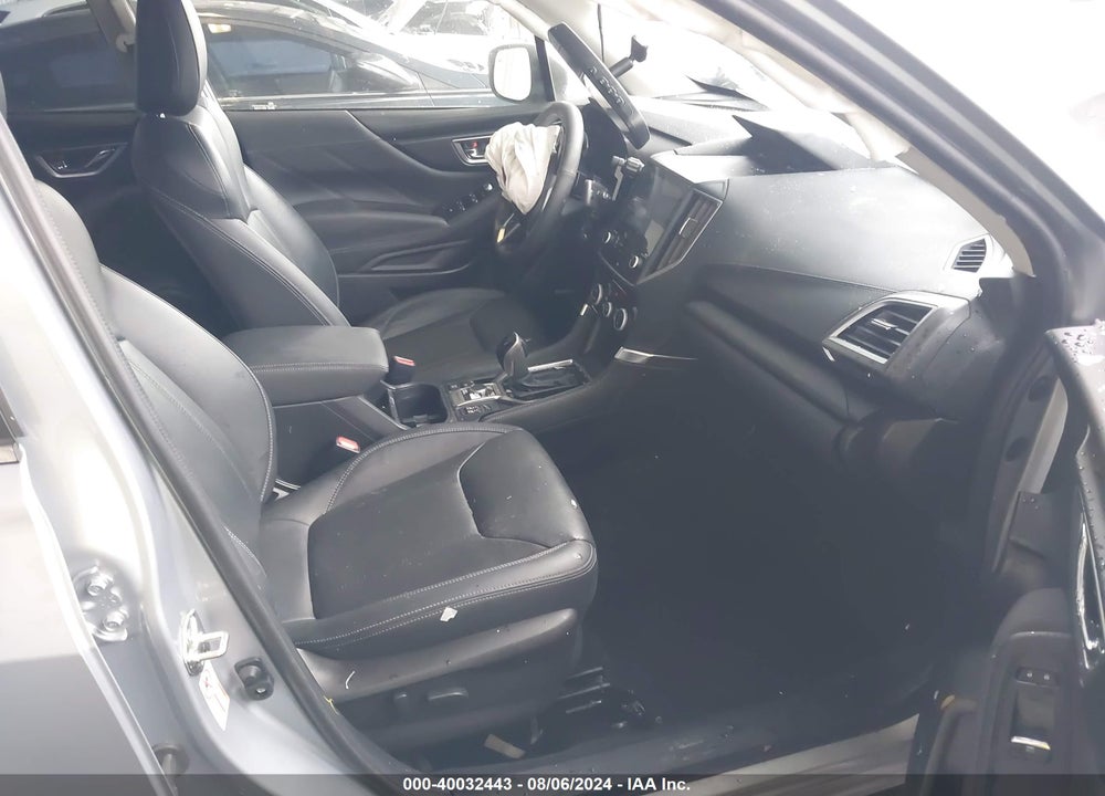 2020 SUBARU FORESTER TOURING VIN: JF2SKAXCXLH484193