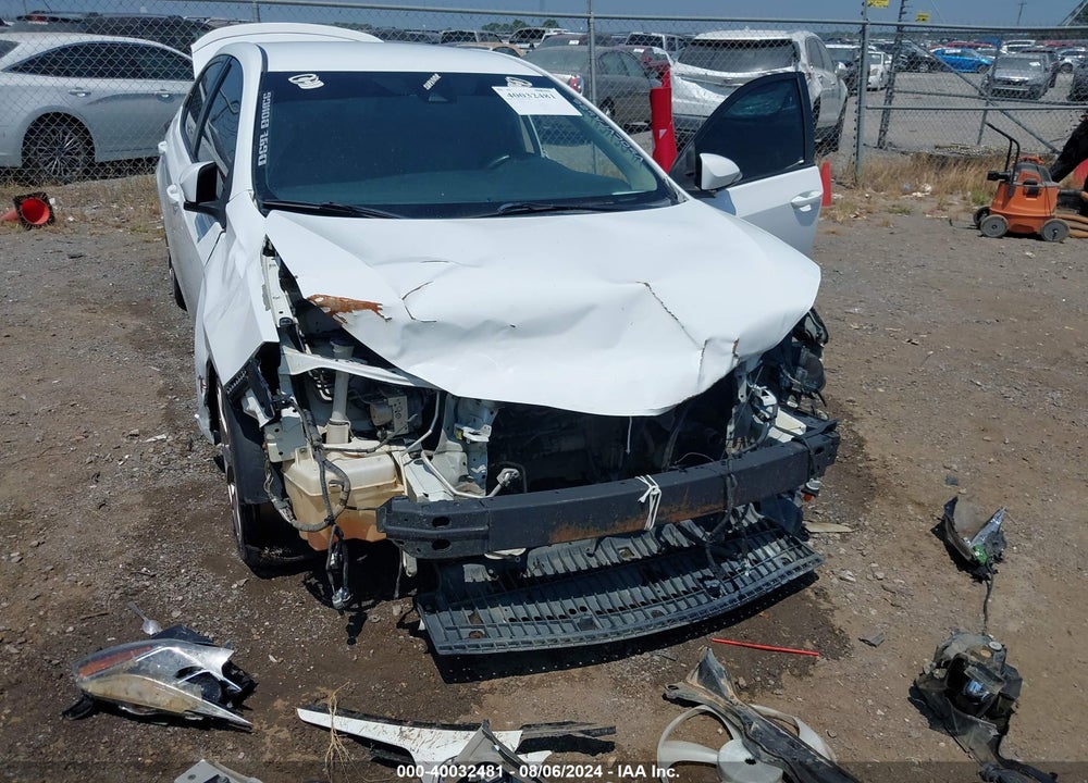 2017 TOYOTA COROLLA VIN: 5YFBURHE2HP669907
