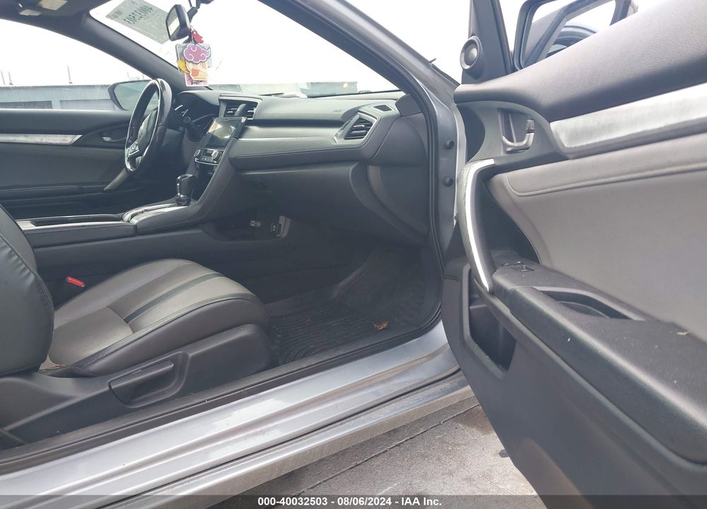 2017 HONDA CIVIC EX-L VIN: 2HGFC3B79HH352273