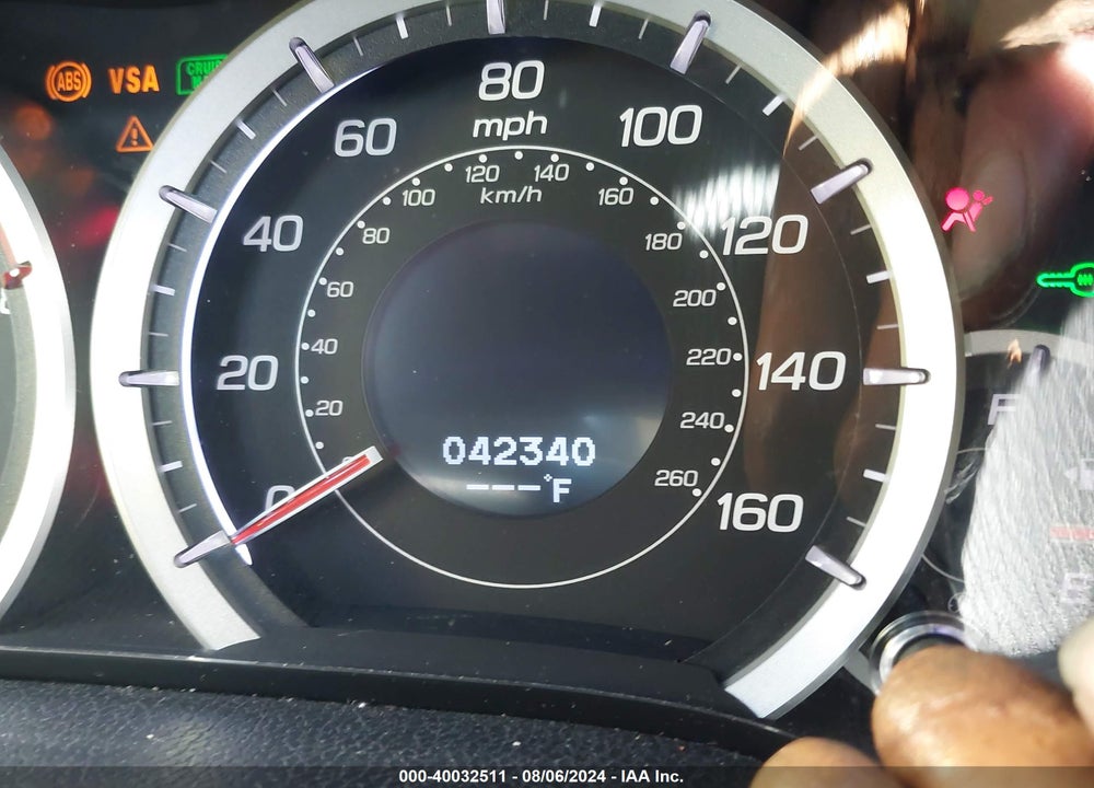 2010 ACURA TSX 2.4 VIN: JH4CU2F67AC041555