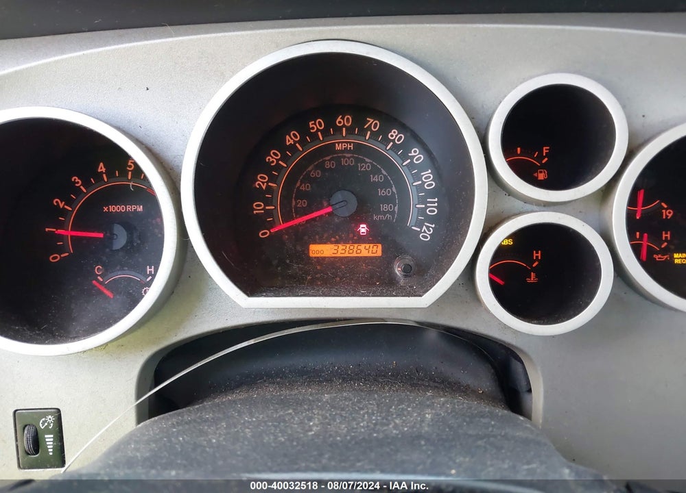 2007 TOYOTA TUNDRA SR5 5.7L V8 VIN: 5TFBV54177X013484