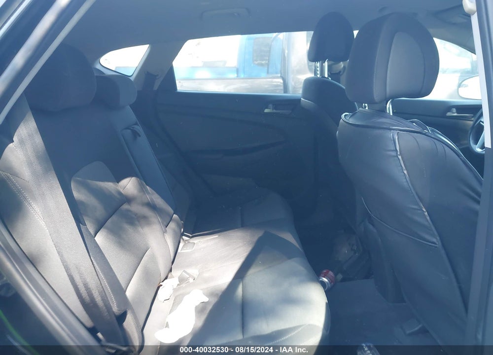 2017 HYUNDAI TUCSON VIN: KM8J33A43HU554972