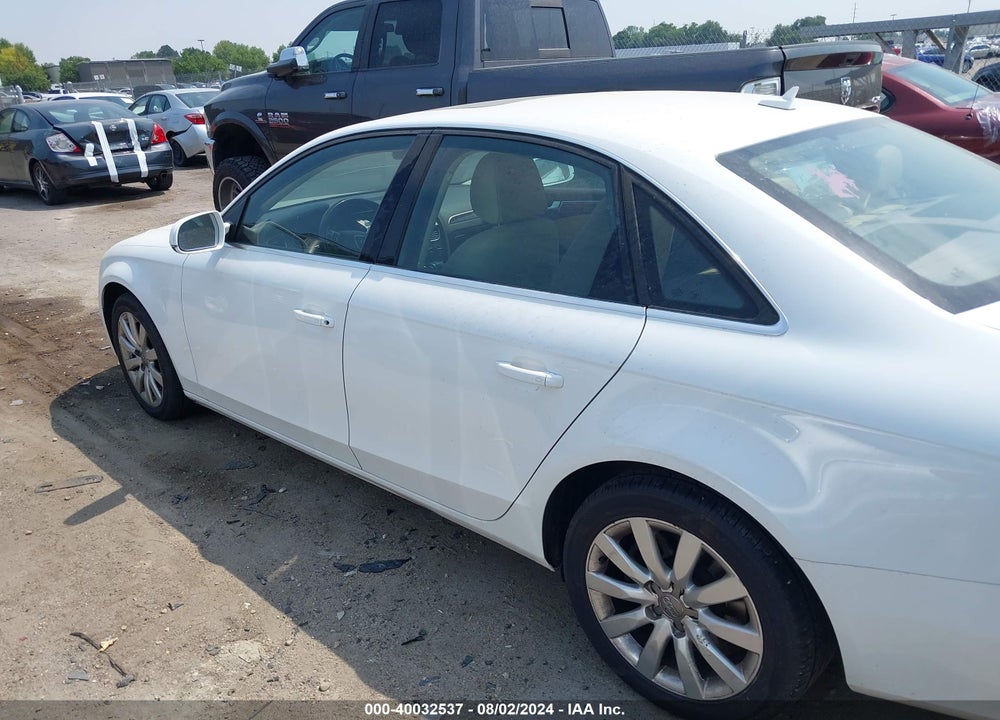 2013 AUDI A4 2.0T PREMIUM VIN: WAUAFAFLXDN050341