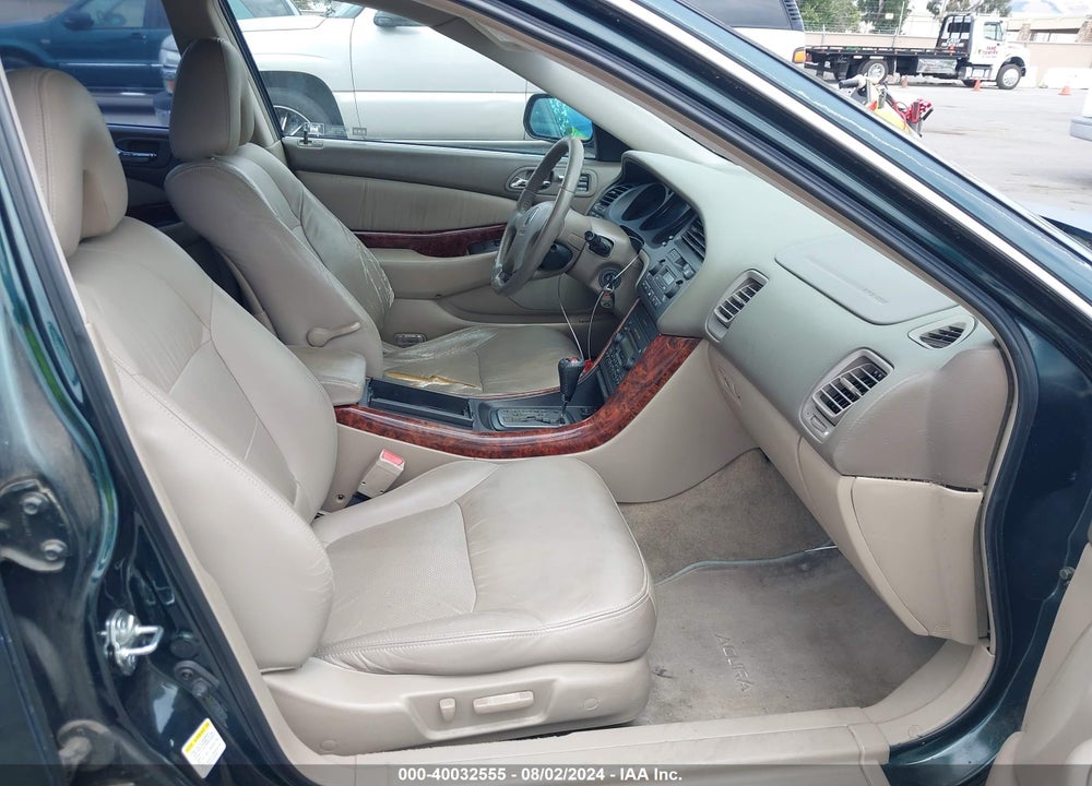 2002 ACURA TL 3.2 TYPE S VIN: 19UUA56812A022225