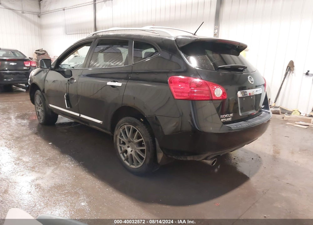 2013 NISSAN ROGUE SV W/SL PKG VIN: JN8AS5MV5DW629858