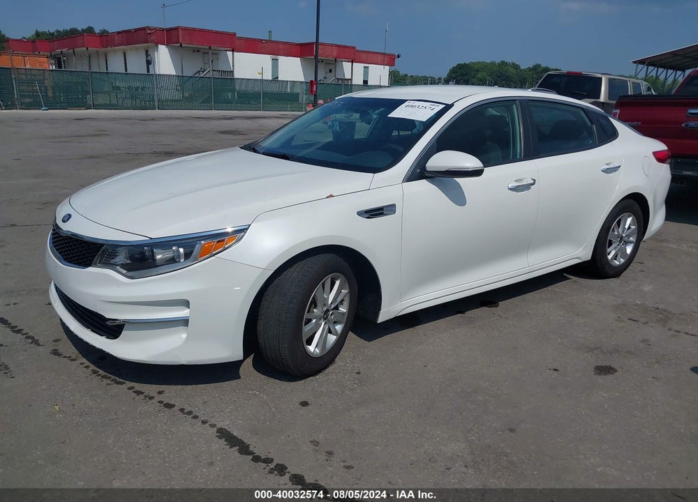 2018 KIA OPTIMA LX VIN: KNAGT4L33J5216767