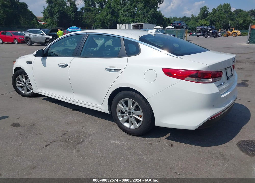 2018 KIA OPTIMA LX VIN: KNAGT4L33J5216767