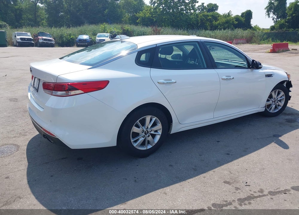 2018 KIA OPTIMA LX VIN: KNAGT4L33J5216767