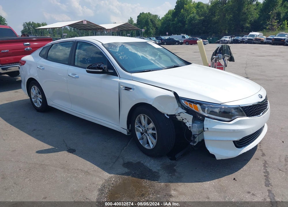 2018 KIA OPTIMA LX VIN: KNAGT4L33J5216767