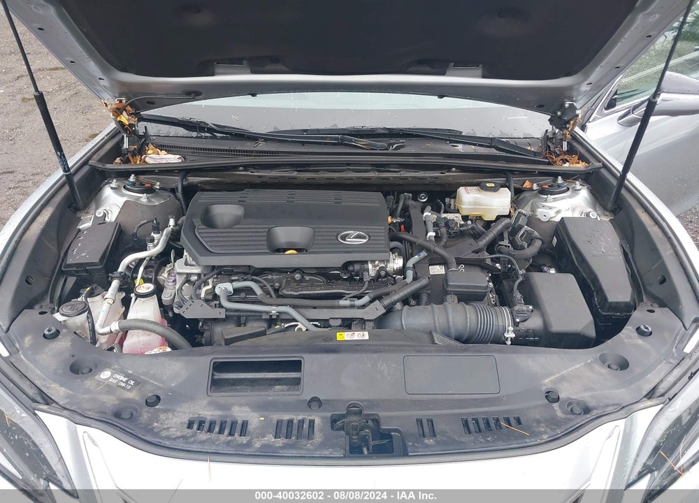 2022 LEXUS ES 300H ULTRA LUXURY VIN: 58AFA1C10NU022201