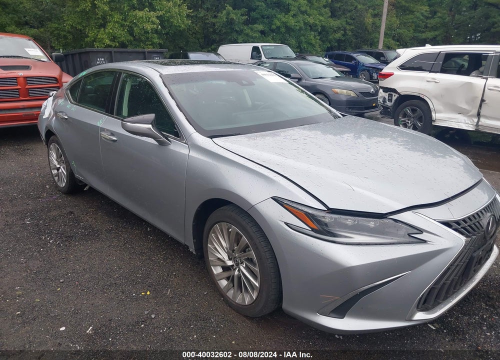 2022 LEXUS ES 300H ULTRA LUXURY VIN: 58AFA1C10NU022201