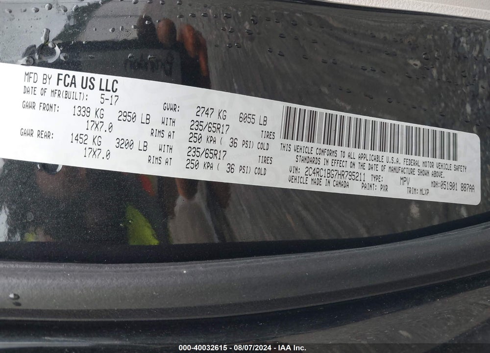 2017 CHRYSLER PACIFICA TOURING L VIN: 2C4RC1BG7HR795211