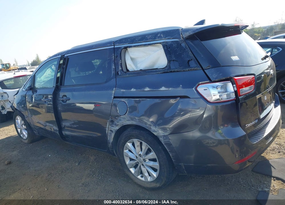2018 KIA SEDONA EX VIN: KNDMC5C10J6400228