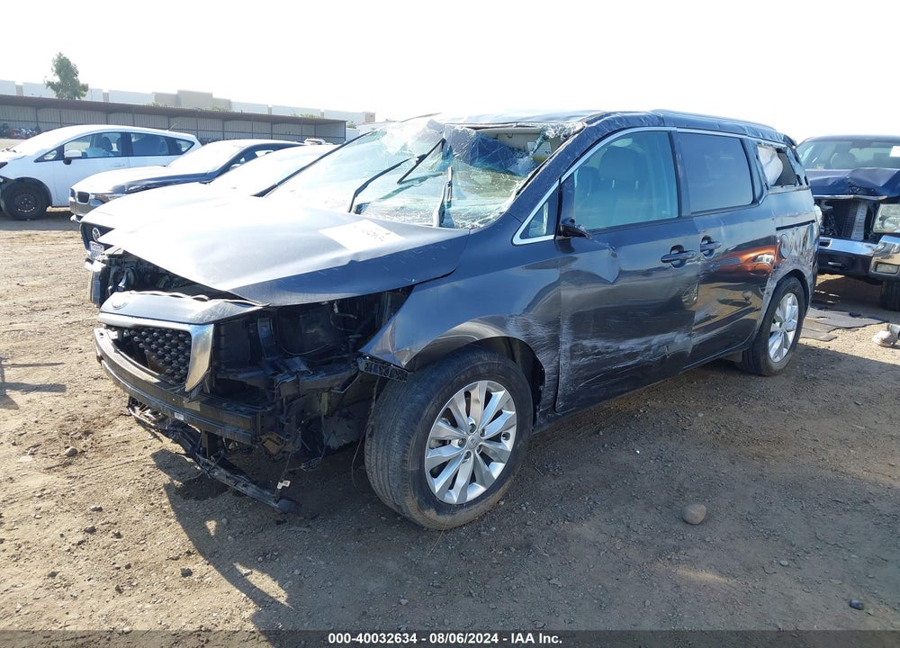 2018 KIA SEDONA EX VIN: KNDMC5C10J6400228