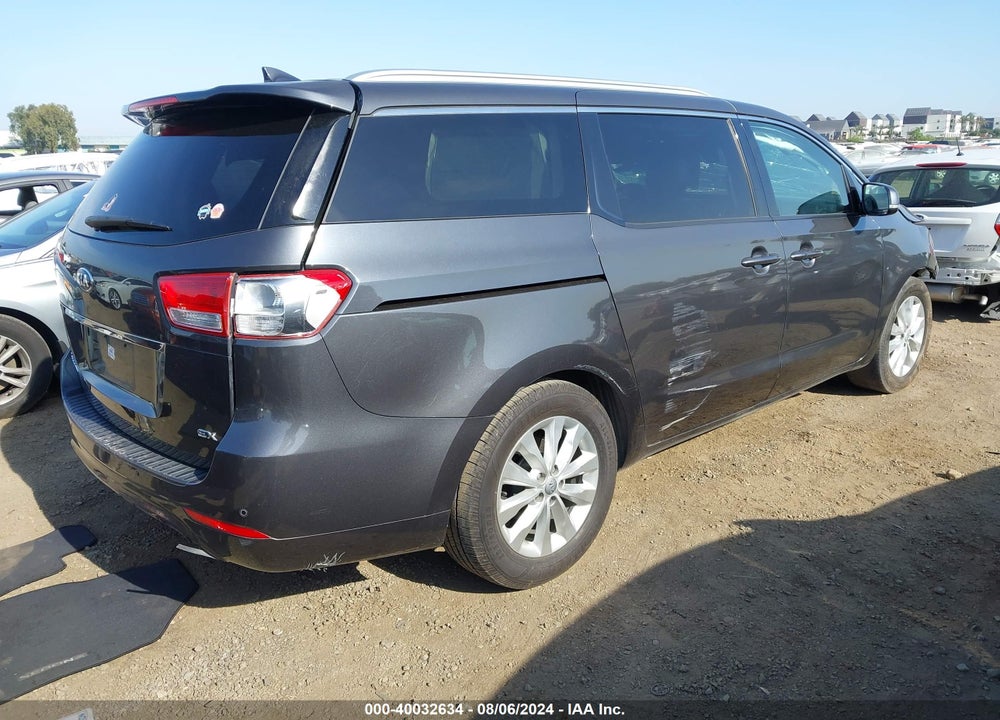 2018 KIA SEDONA EX VIN: KNDMC5C10J6400228