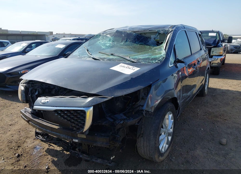 2018 KIA SEDONA EX VIN: KNDMC5C10J6400228