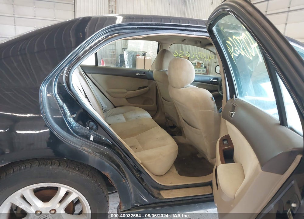 2007 HONDA ACCORD 2.4 EX VIN: 1HGCM557X7A221812