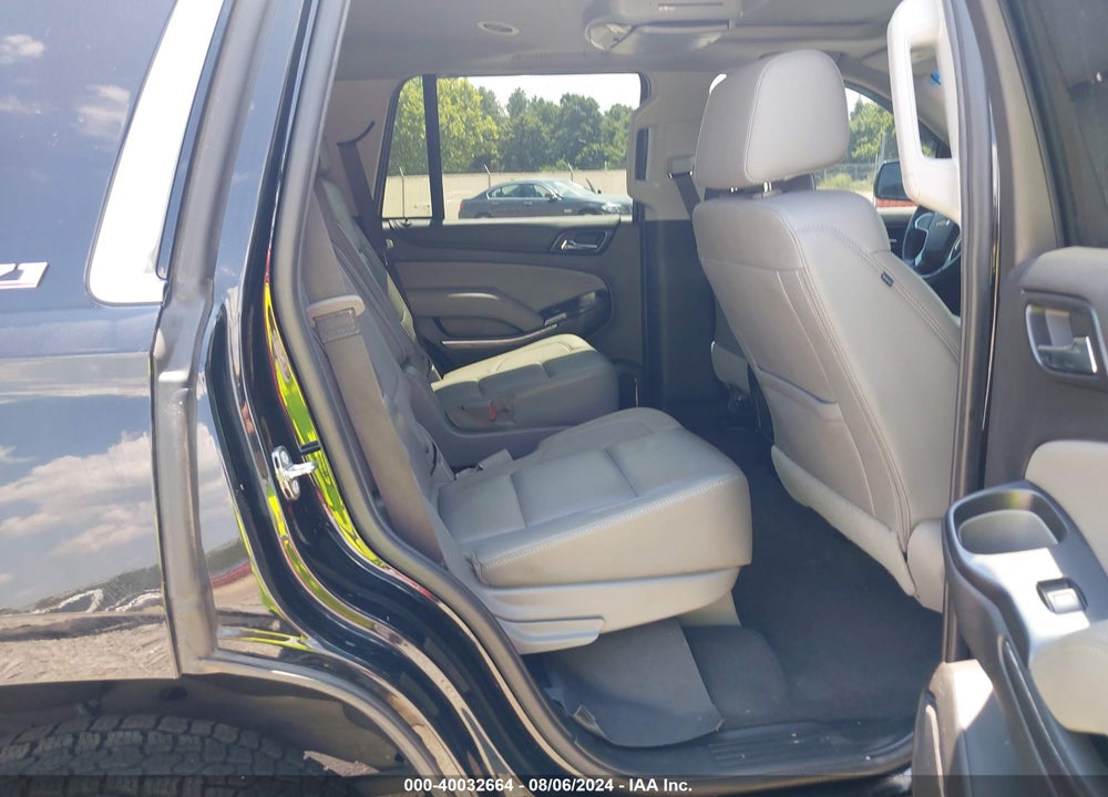 2019 CHEVROLET TAHOE LT VIN: 1GNSKBKC1KR353746