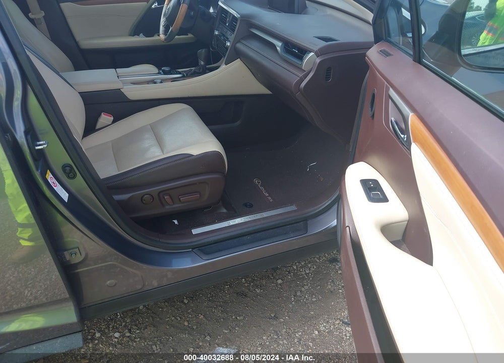 2017 LEXUS RX 350 VIN: 2T2ZZMCA5HC083608