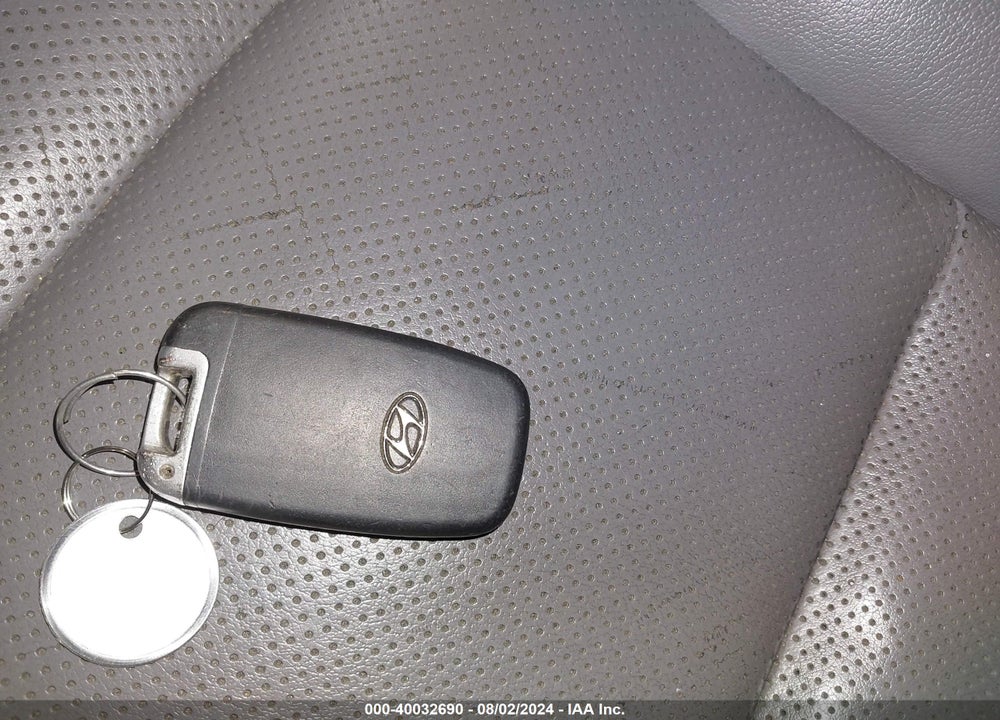 2015 HYUNDAI SONATA HYBRID LIMITED VIN: KMHEC4A42FA129989
