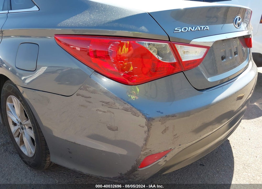 2014 HYUNDAI SONATA GLS VIN: 5NPEB4AC1EH834157