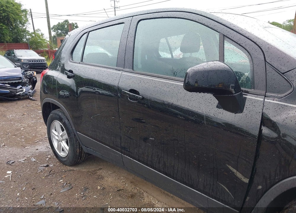 2020 CHEVROLET TRAX FWD LS VIN: 3GNCJKSB1LL114110
