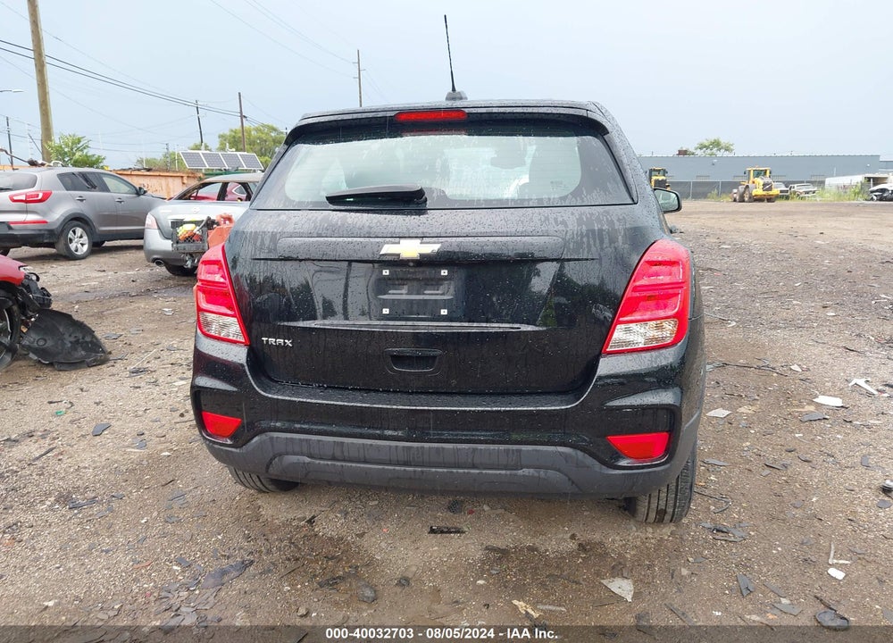 2020 CHEVROLET TRAX FWD LS VIN: 3GNCJKSB1LL114110