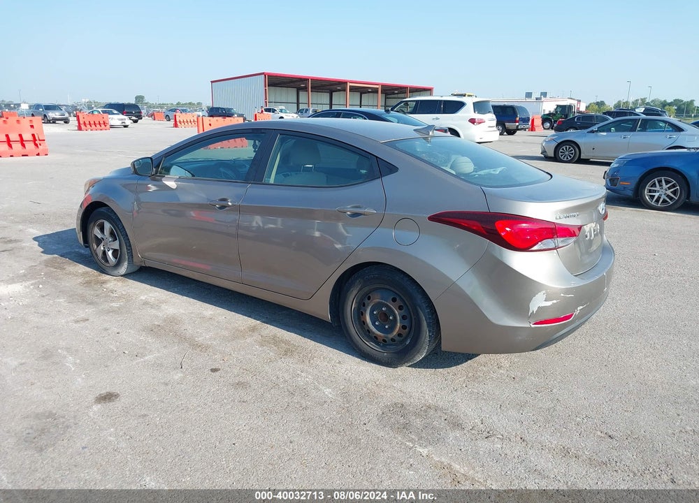 2015 HYUNDAI ELANTRA SE VIN: 5NPDH4AE0FH643231