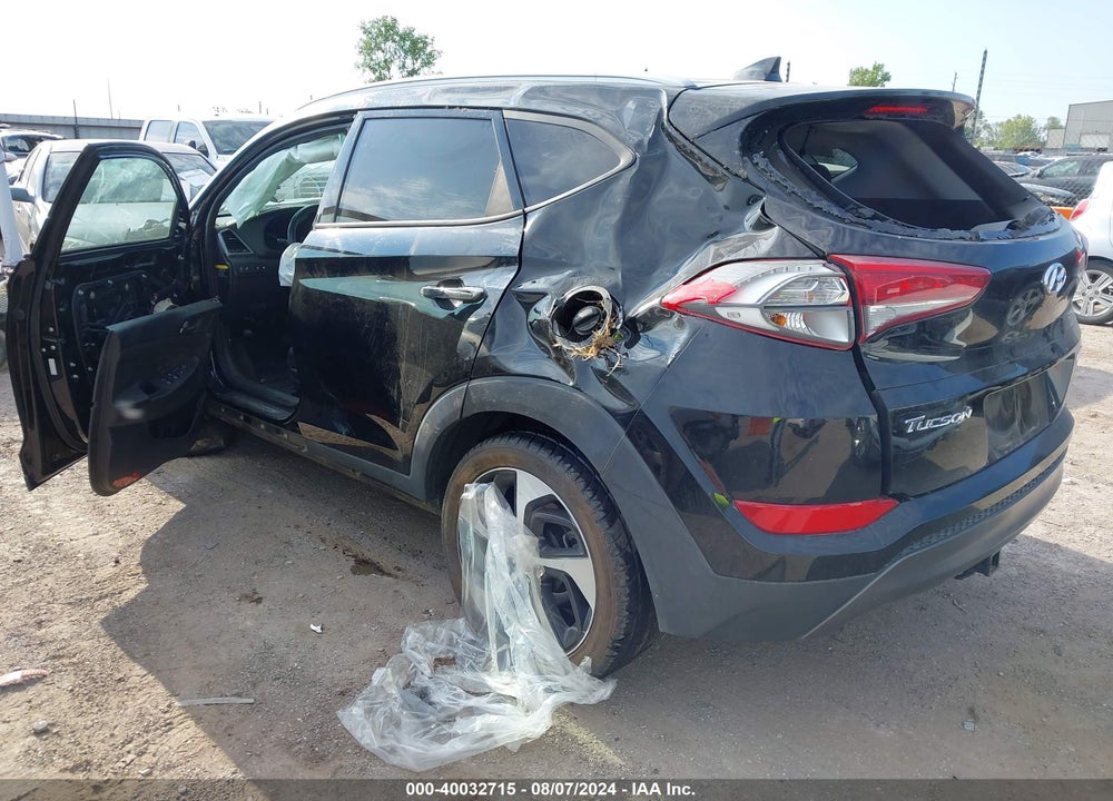 2016 HYUNDAI TUCSON LIMITED VIN: KM8J33A21GU031379