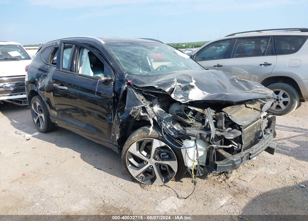 2016 HYUNDAI TUCSON LIMITED VIN: KM8J33A21GU031379