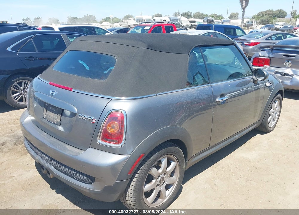 2010 MINI COOPER S VIN: WMWMS3C56ATY09410