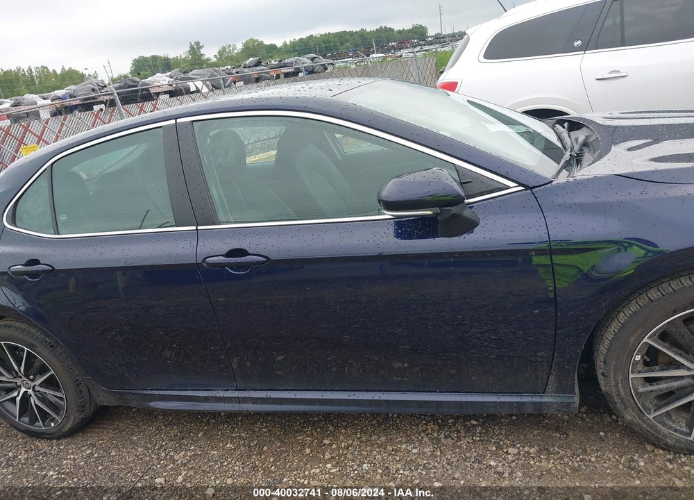 2021 TOYOTA CAMRY SE AWD VIN: 4T1T11BK5MU039529