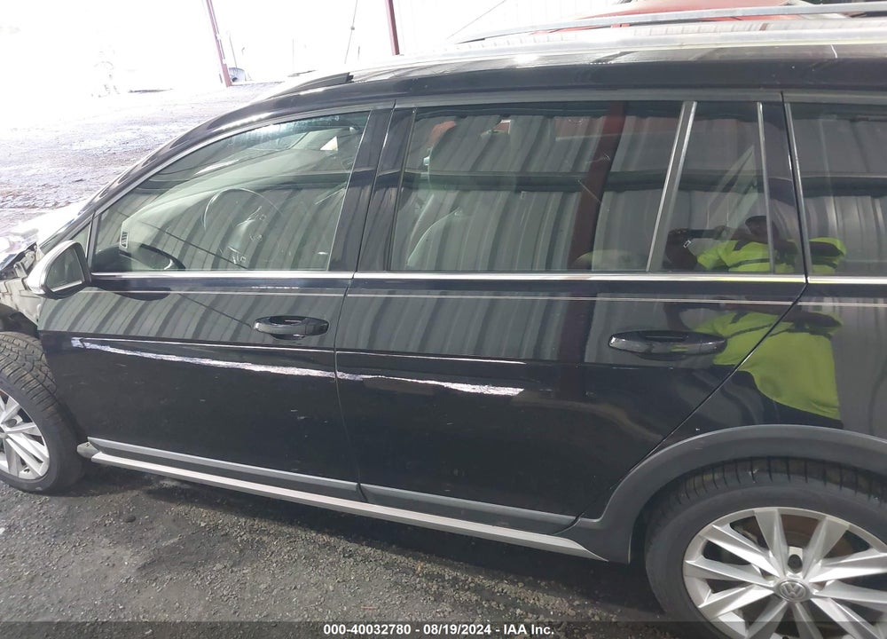 2017 VOLKSWAGEN GOLF ALLTRACK TSI S/TSI SE/TSI SEL VIN: 3VWH17AU9HM521816