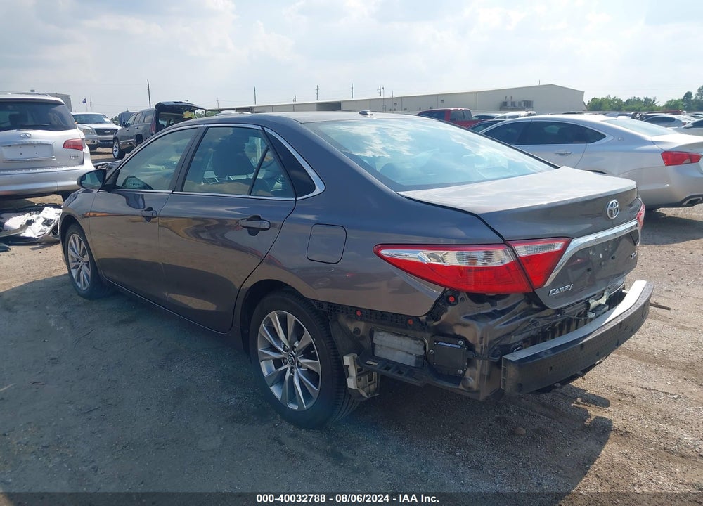 2017 TOYOTA CAMRY XLE VIN: 4T1BF1FK2HU735990