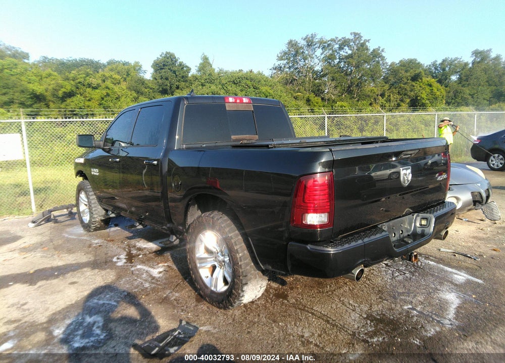 2017 RAM 1500 SPORT 4X4 5'7 BOX VIN: 1C6RR7MT2HS678377