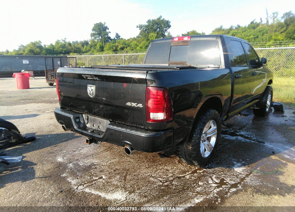 2017 RAM 1500 SPORT 4X4 5'7 BOX VIN: 1C6RR7MT2HS678377