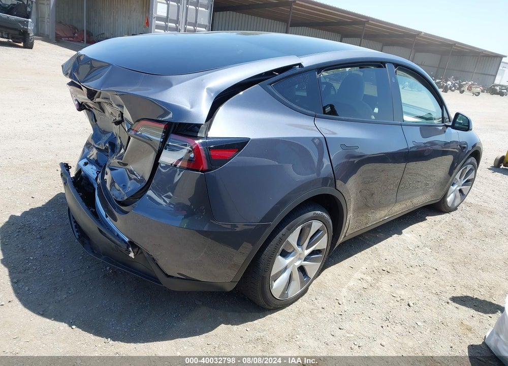 2023 TESLA MODEL Y AWD/LONG RANGE DUAL MOTOR ALL-WHEEL DRIVE VIN: 7SAYGAEE1PF847715